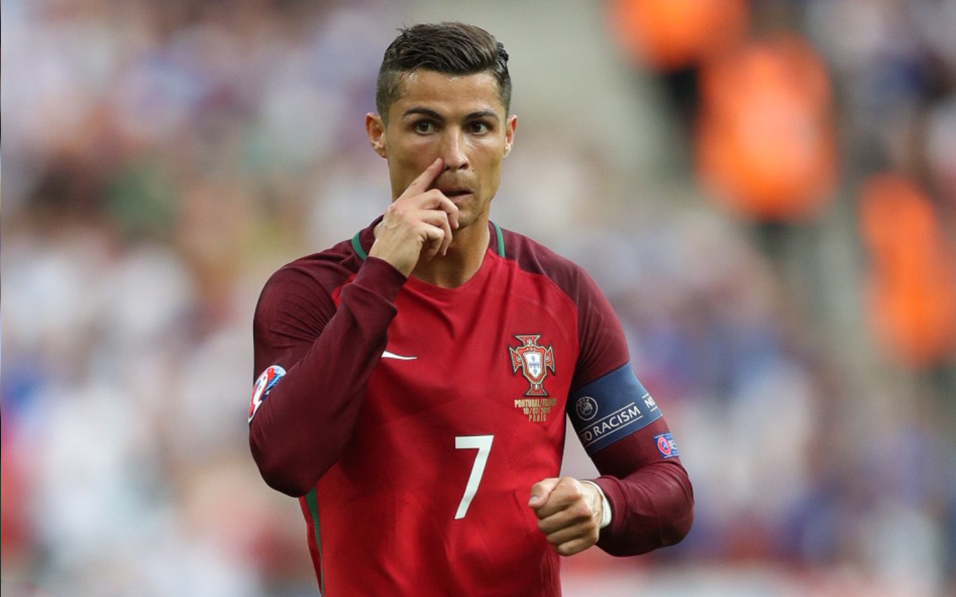 九游娱乐平台-世界杯奇迹逆转：逆境中的英雄崛起，世界杯经典逆转